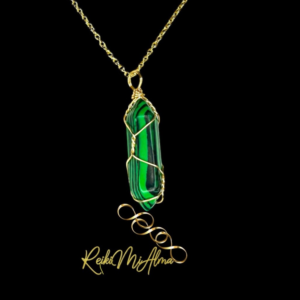 Malachite Crystal  Gold Styled Necklace